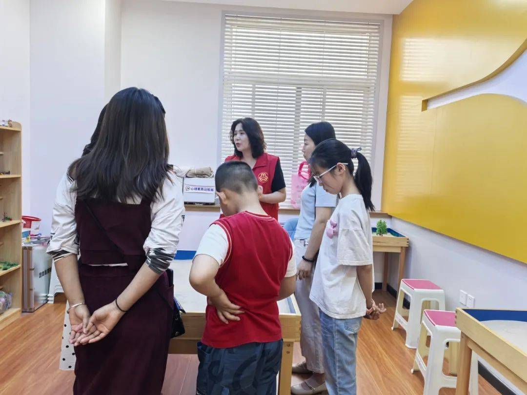 丨天水市妇联开展亲子沙盘主题活动J9国际网站亲子共融 共赴成长